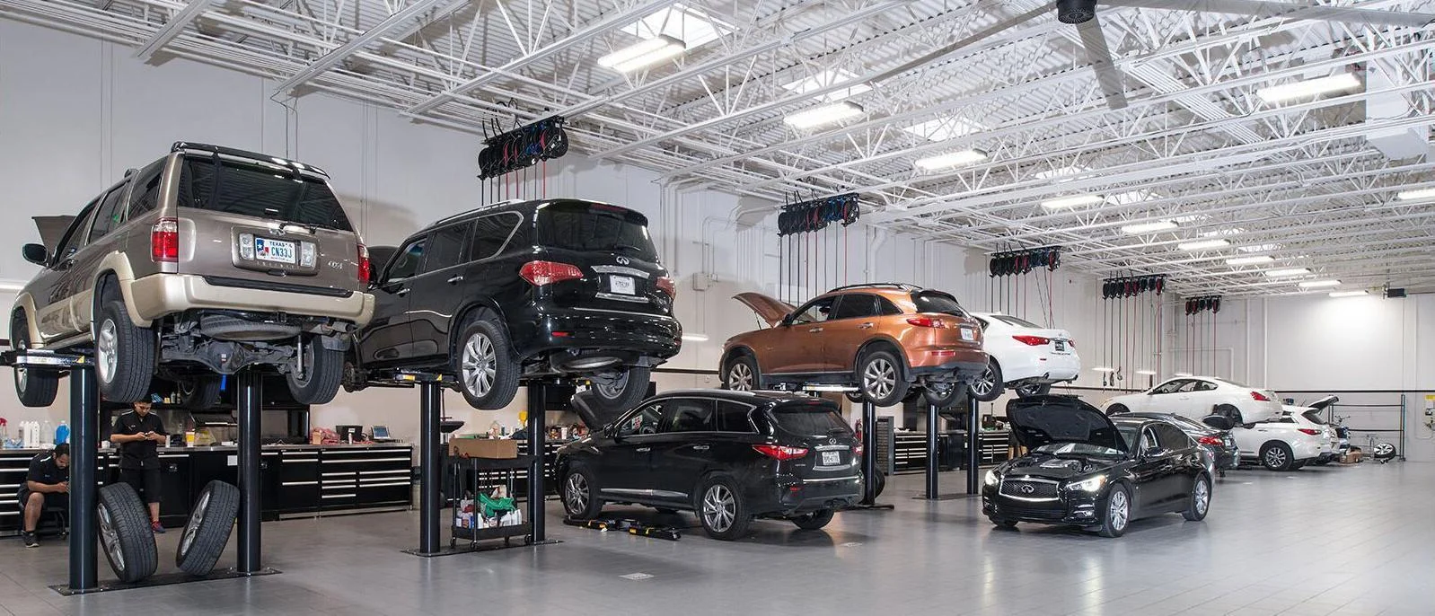 Car Service Dealer vs Local Shop