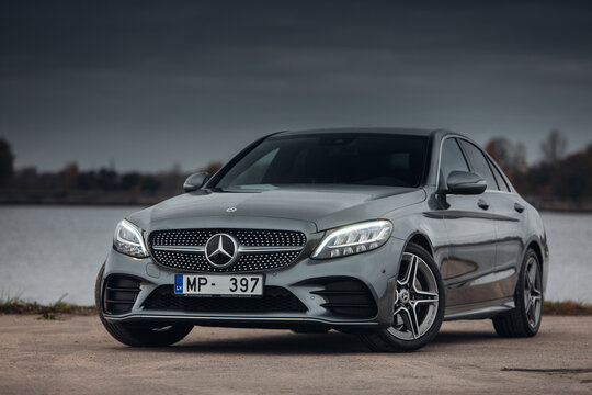 Bridgestone tyres for Mercedes-Benz cars